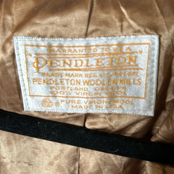 PENDLETON WOOL COAT SIZE(L) - Picture 4 of 6